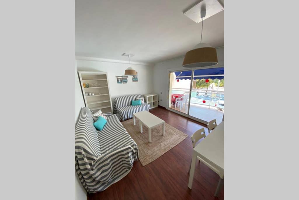 Apartamento Primera Linea Mar Cambrils Cerca Puerto Bagian luar foto